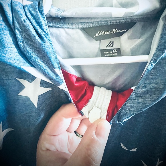 Patriotic American Windbreaker from Eddie Bauer Size XS - Picture 4 of 5